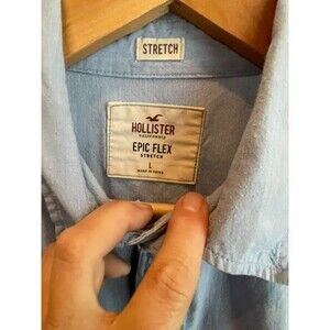 Hollister Mens Shirt Large Epic Flex Blue Chambray Logo Button Up Stretch